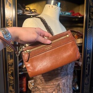 Vintage Coach Brown Leather Wristlet
